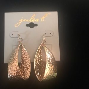 Gold tone drop earrings